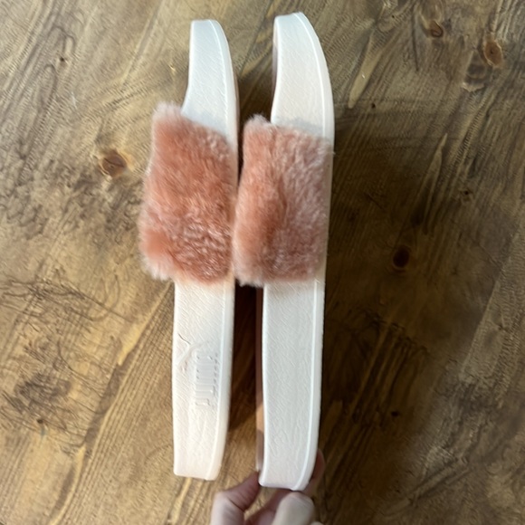 Fenty by Puma Pink Fuzzy Slides - Size 8.5 - Picture 4 of 8